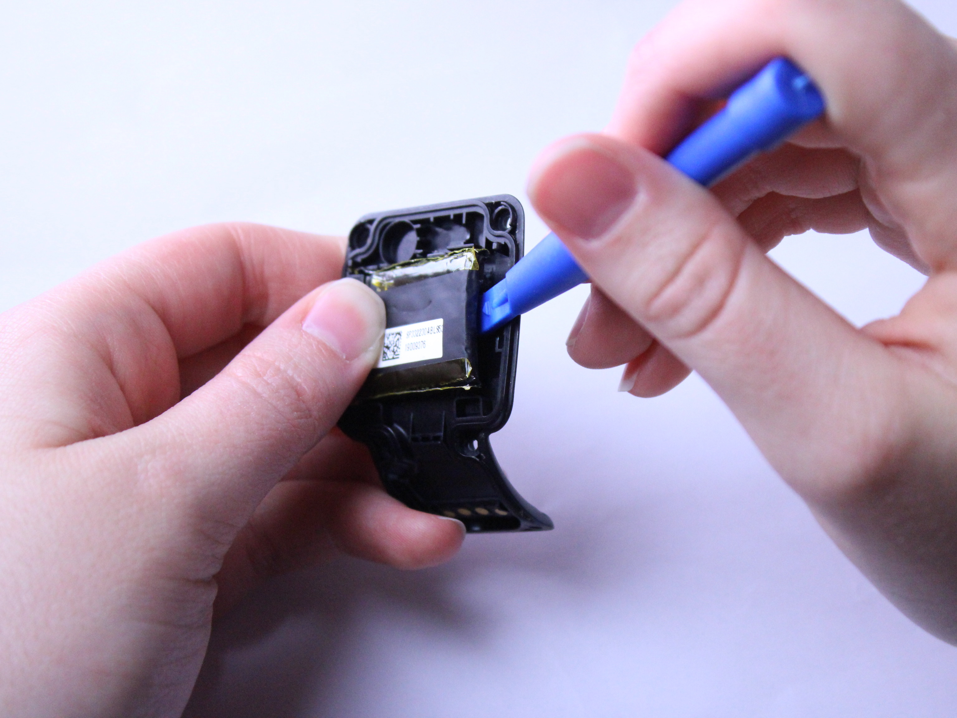 TomTom Runner Battery Replacement Guide  iFixit Repair Guide