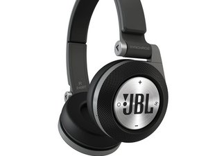 jbl headphone charger