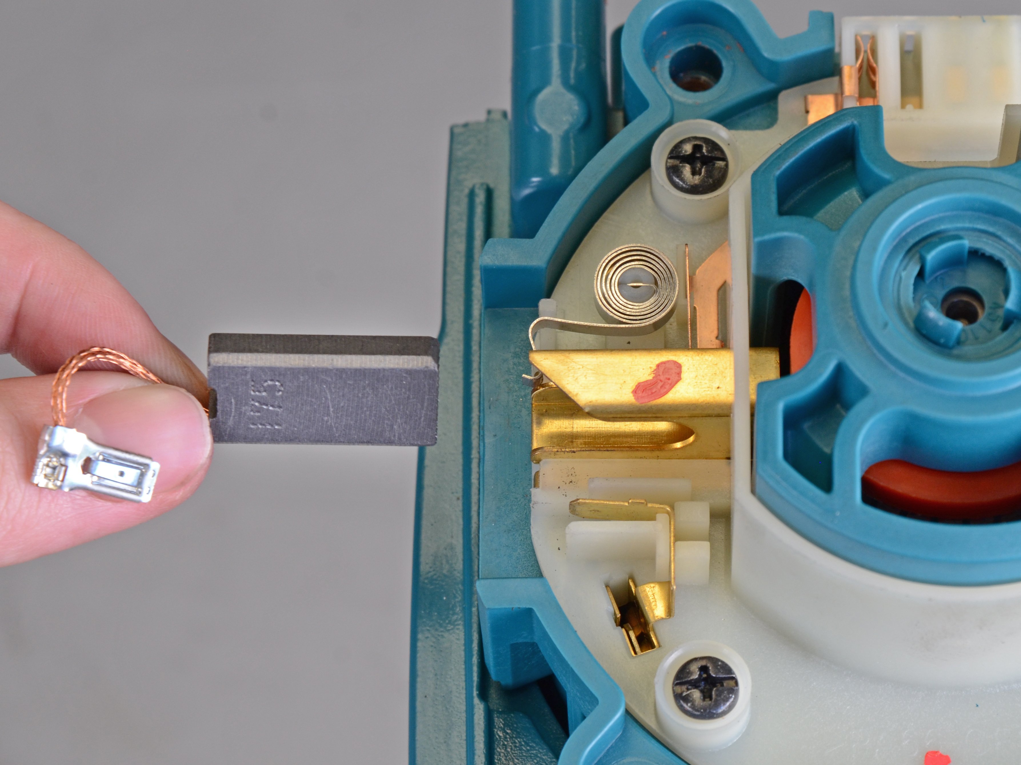 Makita Jack Hammer HM1307CB Brush Replacement iFixit Repair Guide