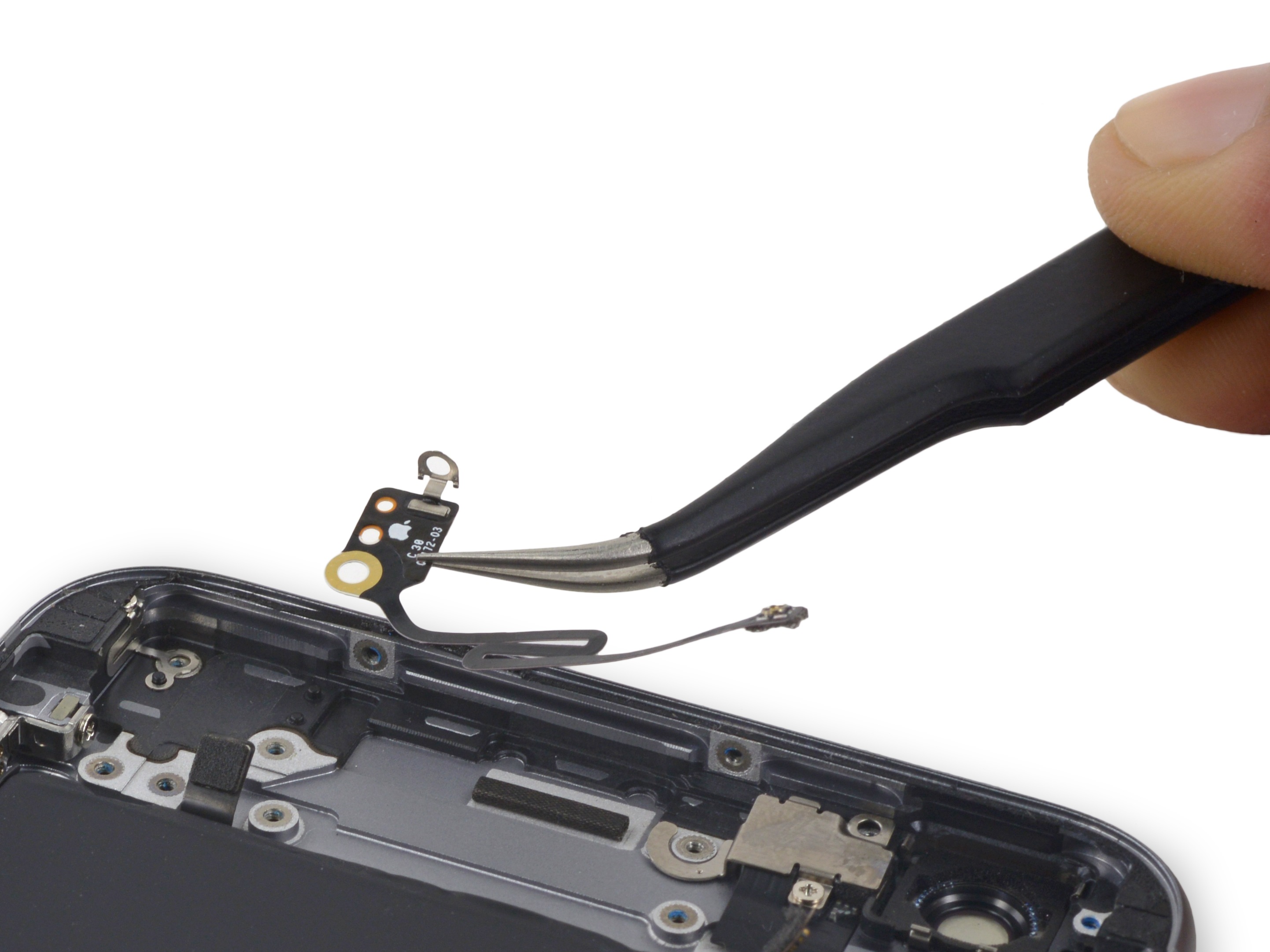 iPhone 6s Plus WiFi/Bluetooth Antenna Replacement iFixit Repair Guide