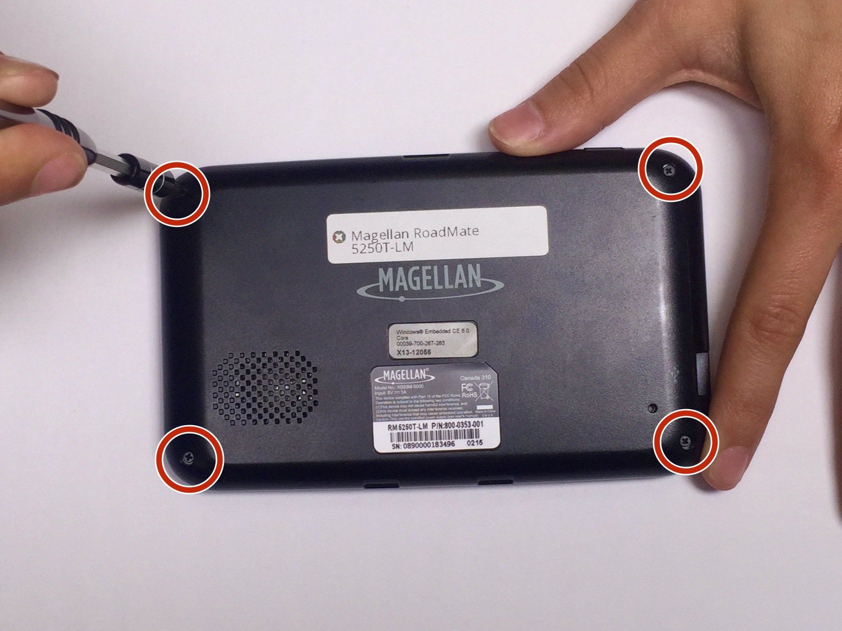 Magellan RoadMate 5250TLM Battery Replacement iFixit Repair Guide