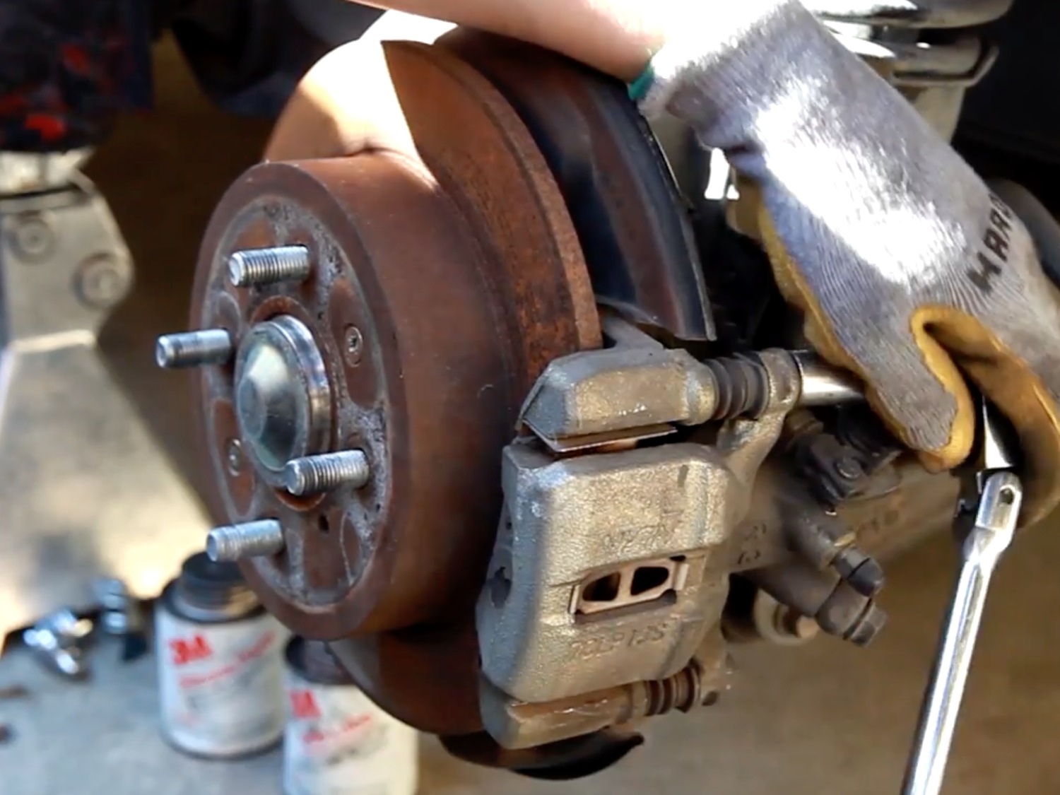 19942001 Acura Integra Rear Brake Pad and Rotor Replacement (1994