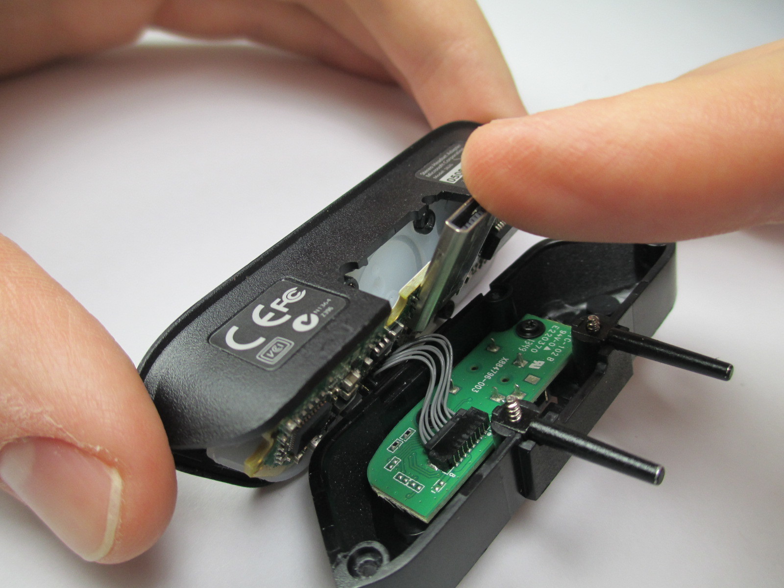 Xbox One Stereo Headset Circuit Board Replacement - iFixit ... xbox headset wiring diagram 