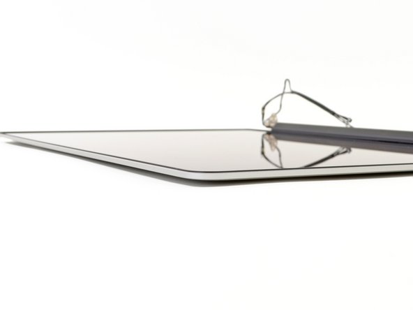 Image 2/2: At first glance, it looks like a normal MacBook Pro display assembly with a skinnier bezel and no logo at the bottom.