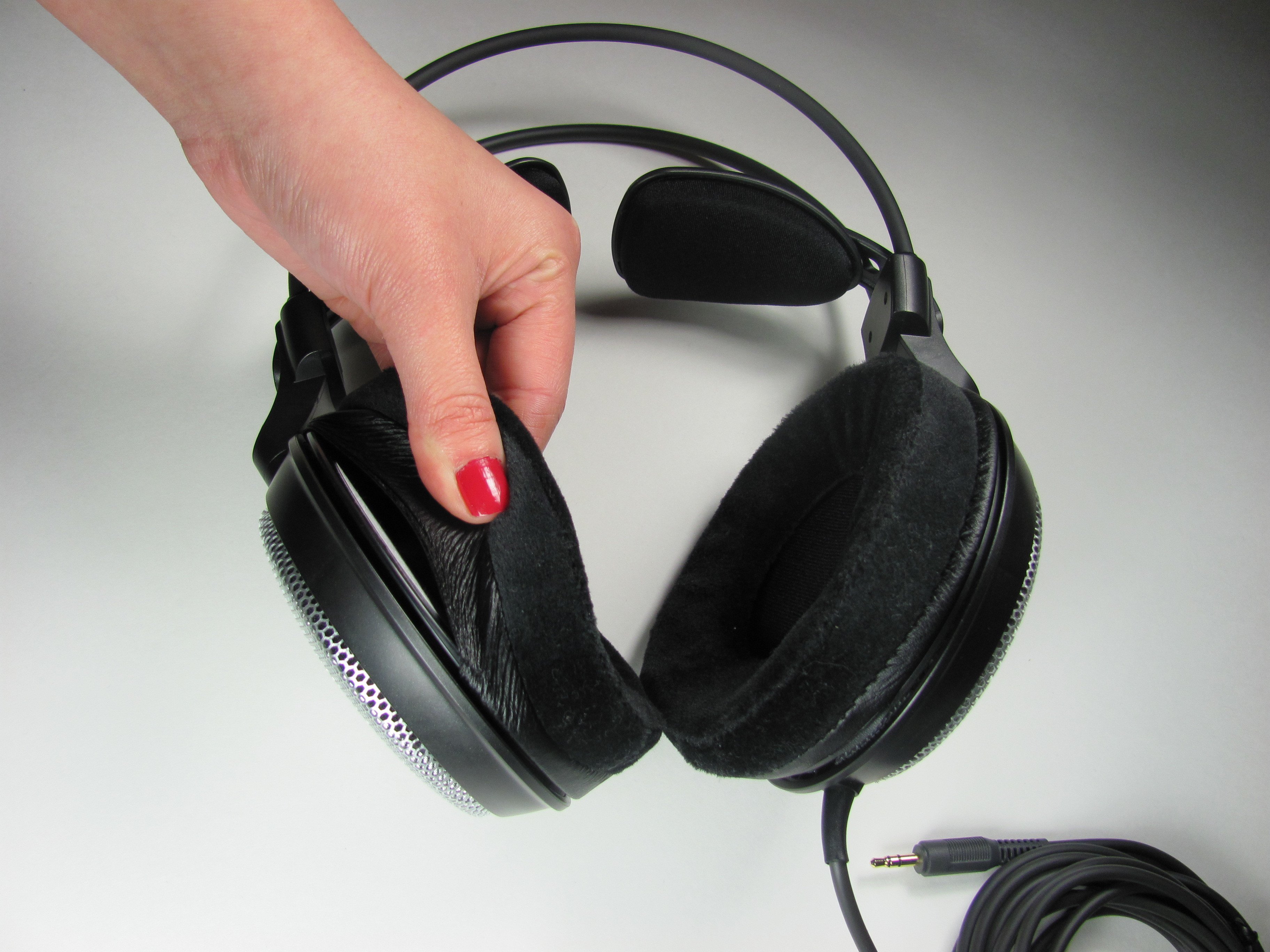 Audio Technica ATHAD500 Left Headphone Cable Replacement iFixit