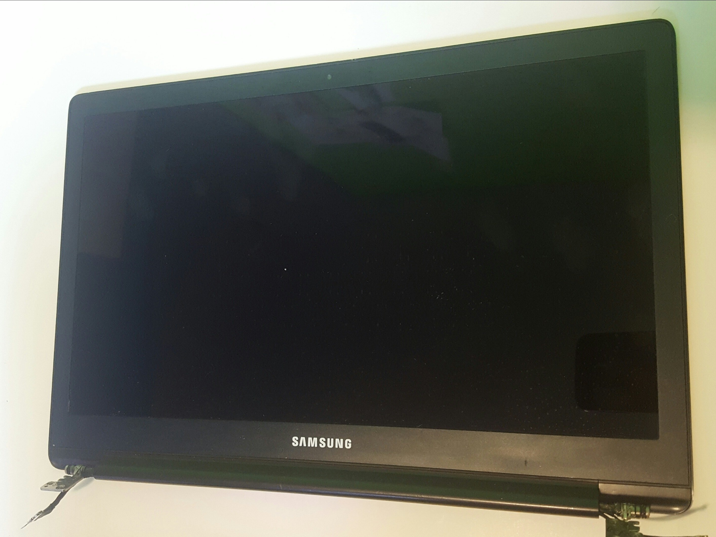 SAMSUNG ATIV Book 9 Plus NP930X5J-S01US Screen Replacement