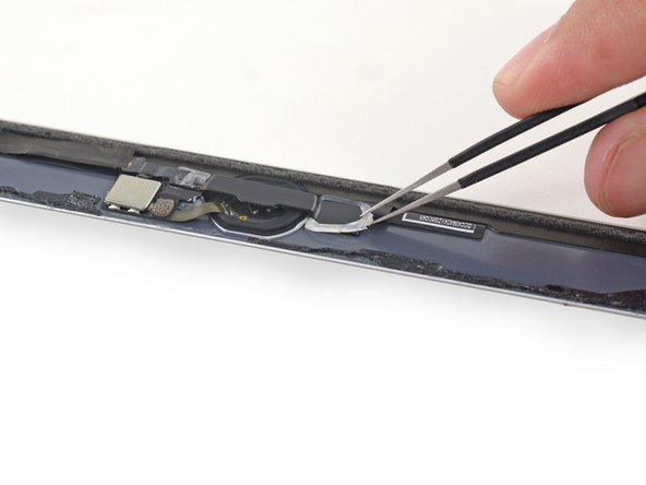 Hot glue on the iPad Mini 3 during the teardown