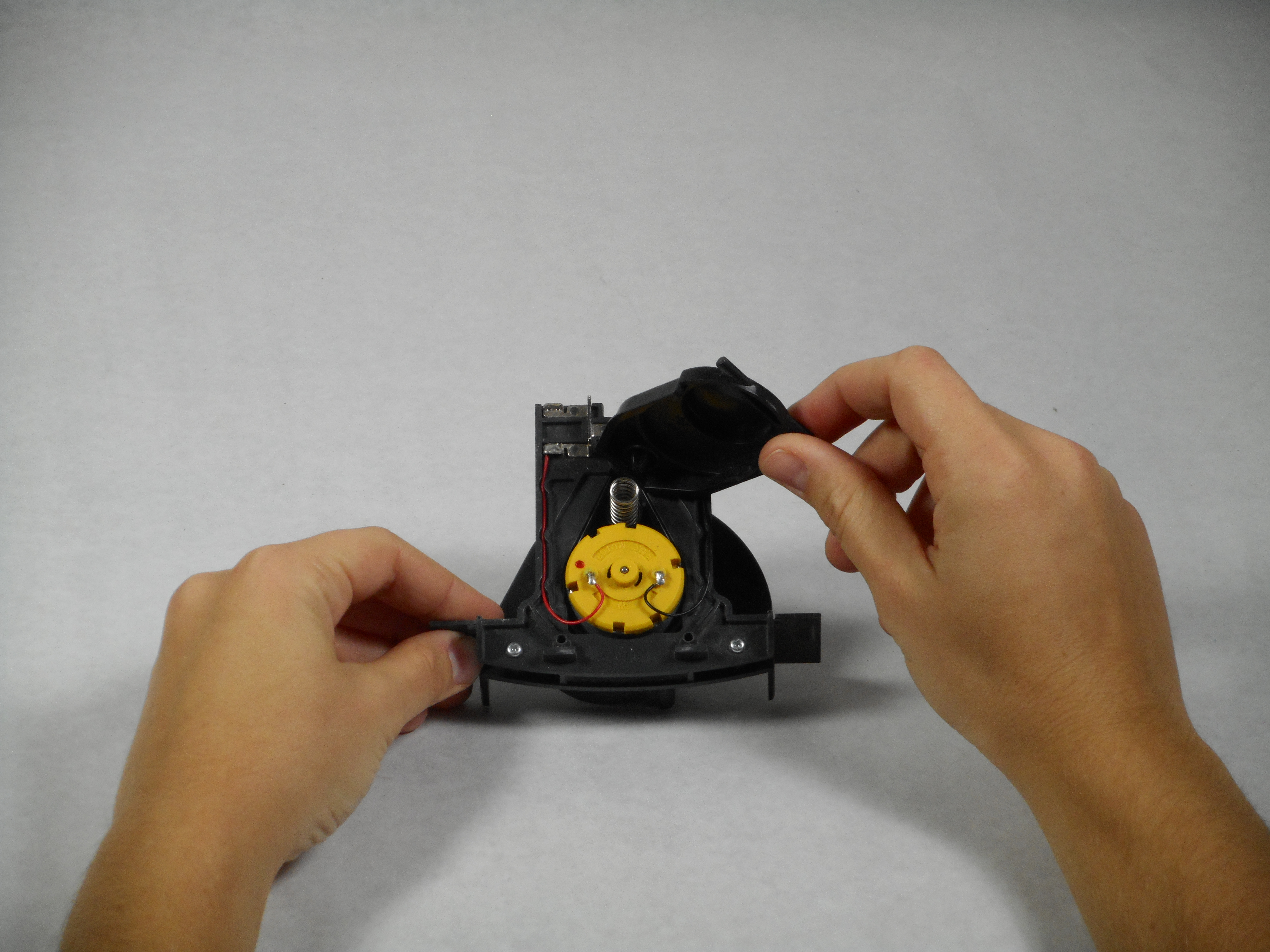 iRobot Roomba 560 Fan Replacement iFixit Repair Guide