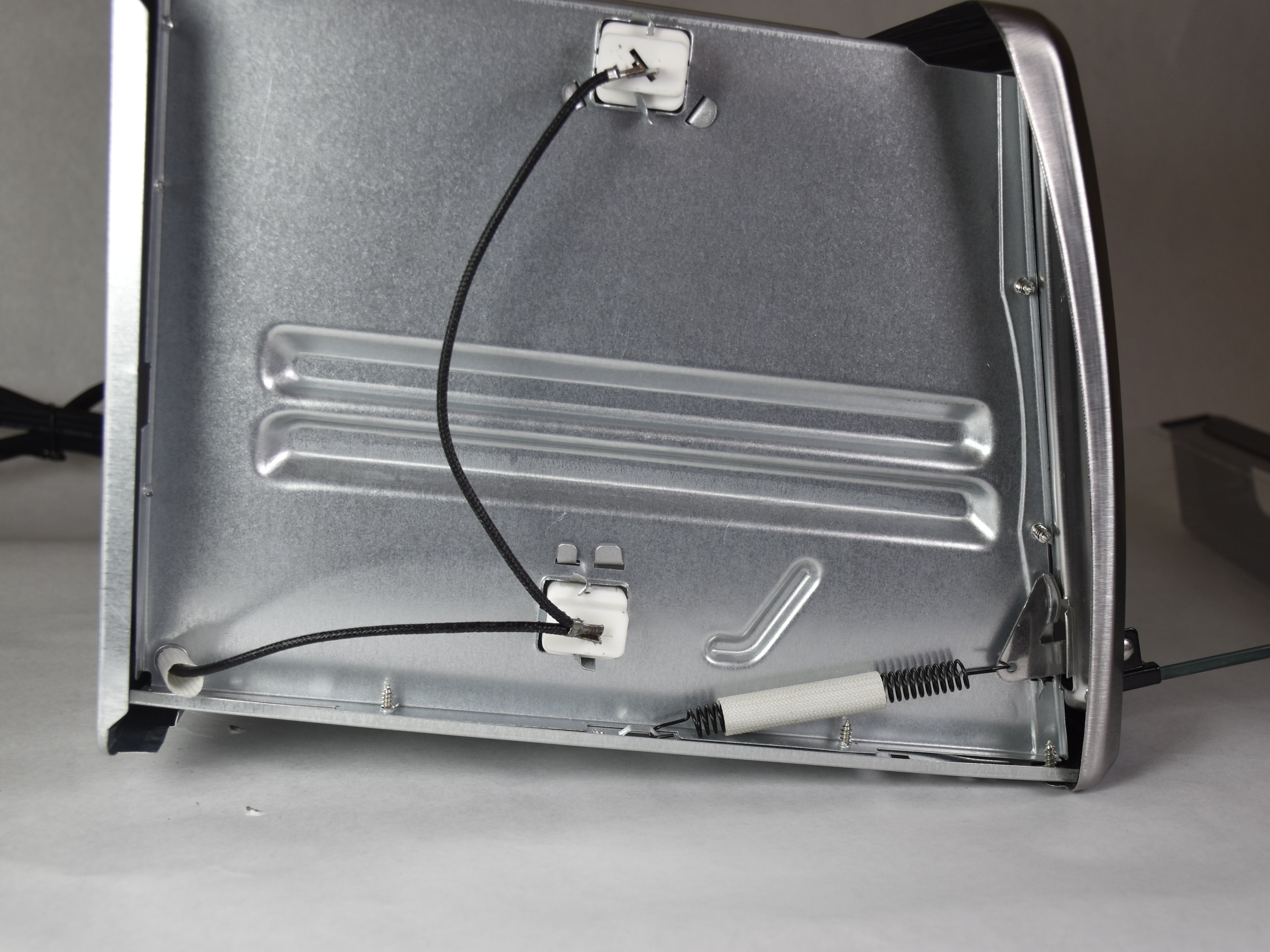 Black and Decker TO1303SB Door Spring Removal/Replacement iFixit