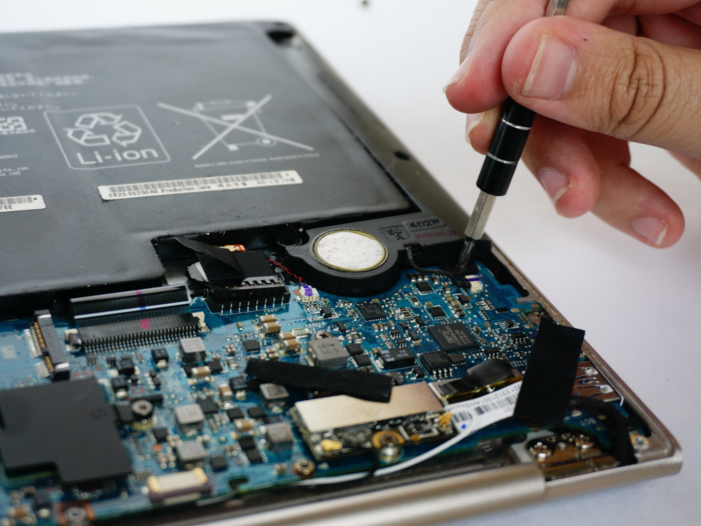 Asus Zenbook UX31E Speaker Replacement iFixit Repair Guide