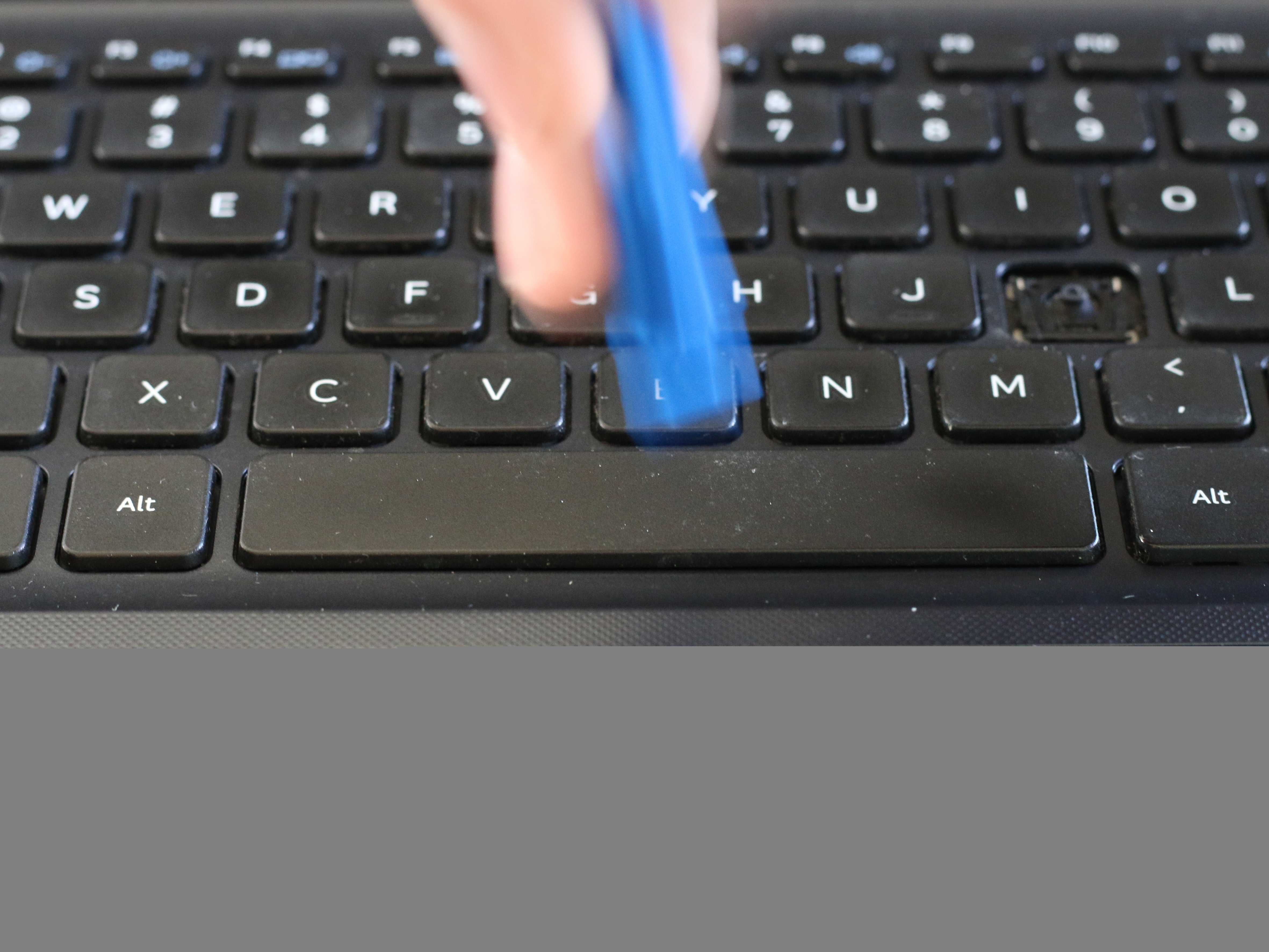 Samsung NP270E5EK03US Keyboard Keys Replacement iFixit Repair Guide