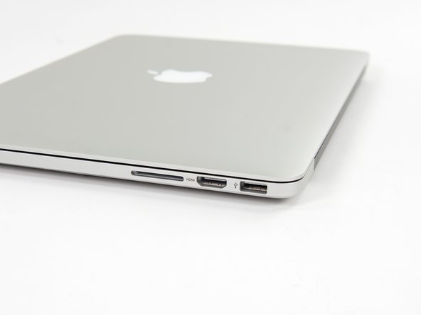 Image 2/2: SDXC Card Slot