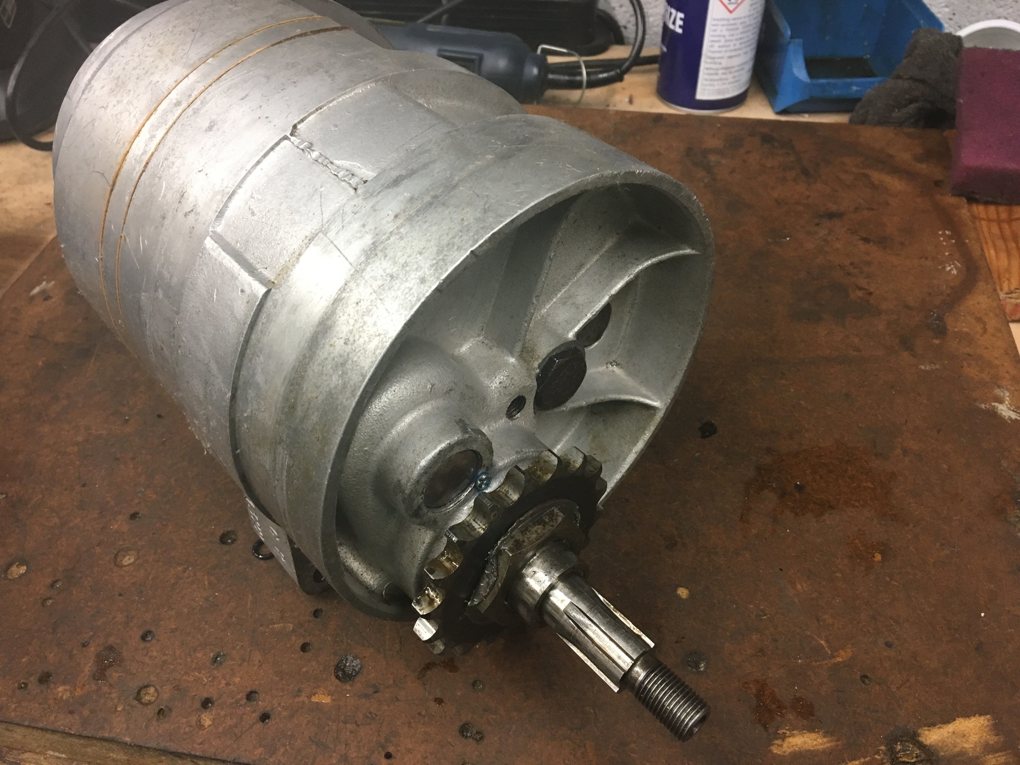 AJS/Matchless Lightweight Gearbox Overhaul - iFixit Repair Guide